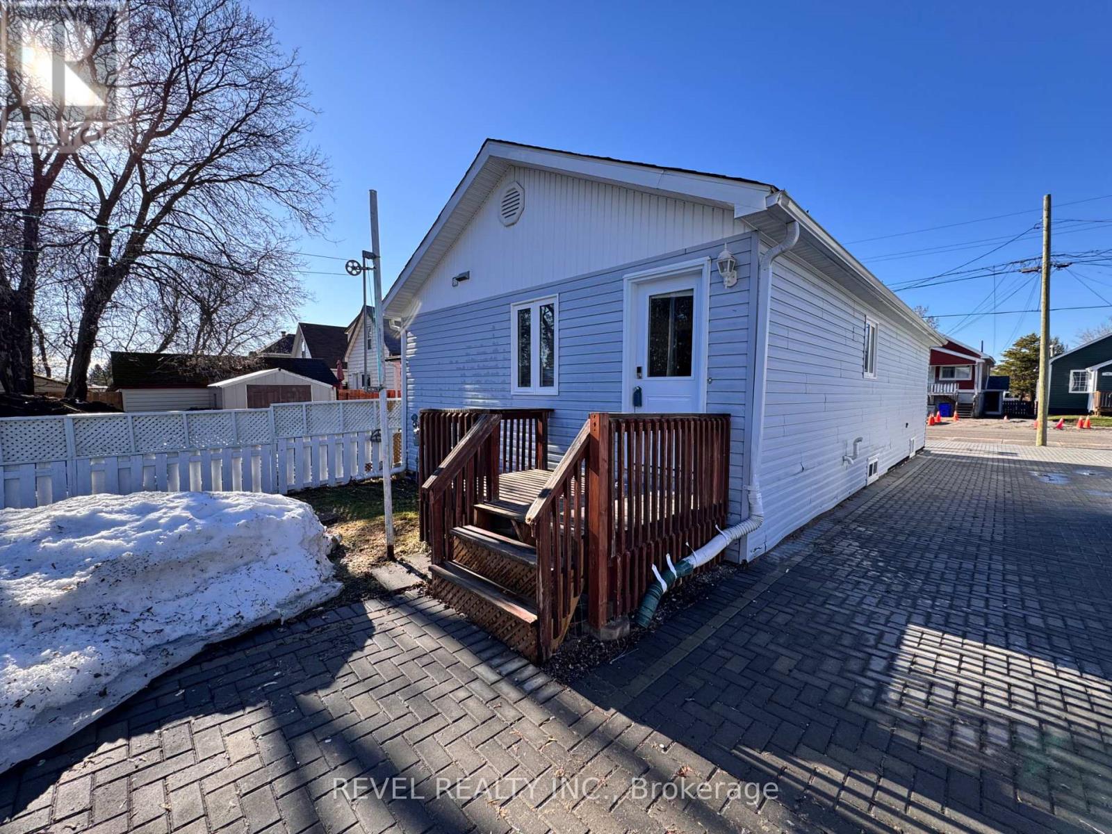 39 Crescent Avenue, Timmins (Tm - Tnw - Algonquin To Jubilee), Ontario  P4N 4H9 - Photo 4 - T13083360