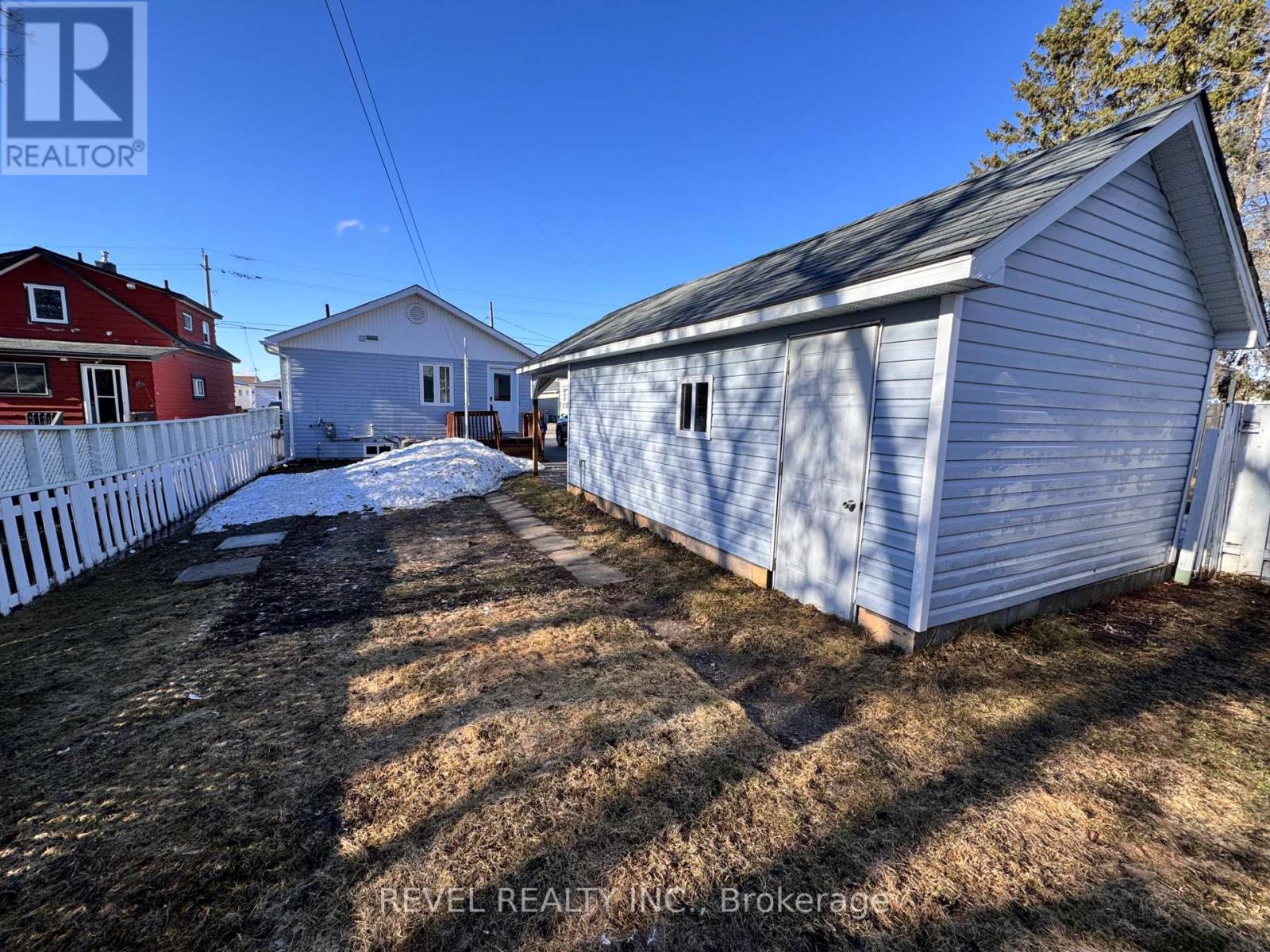 39 Crescent Avenue, Timmins (Tm - Tnw - Algonquin To Jubilee), Ontario  P4N 4H9 - Photo 6 - T13083360