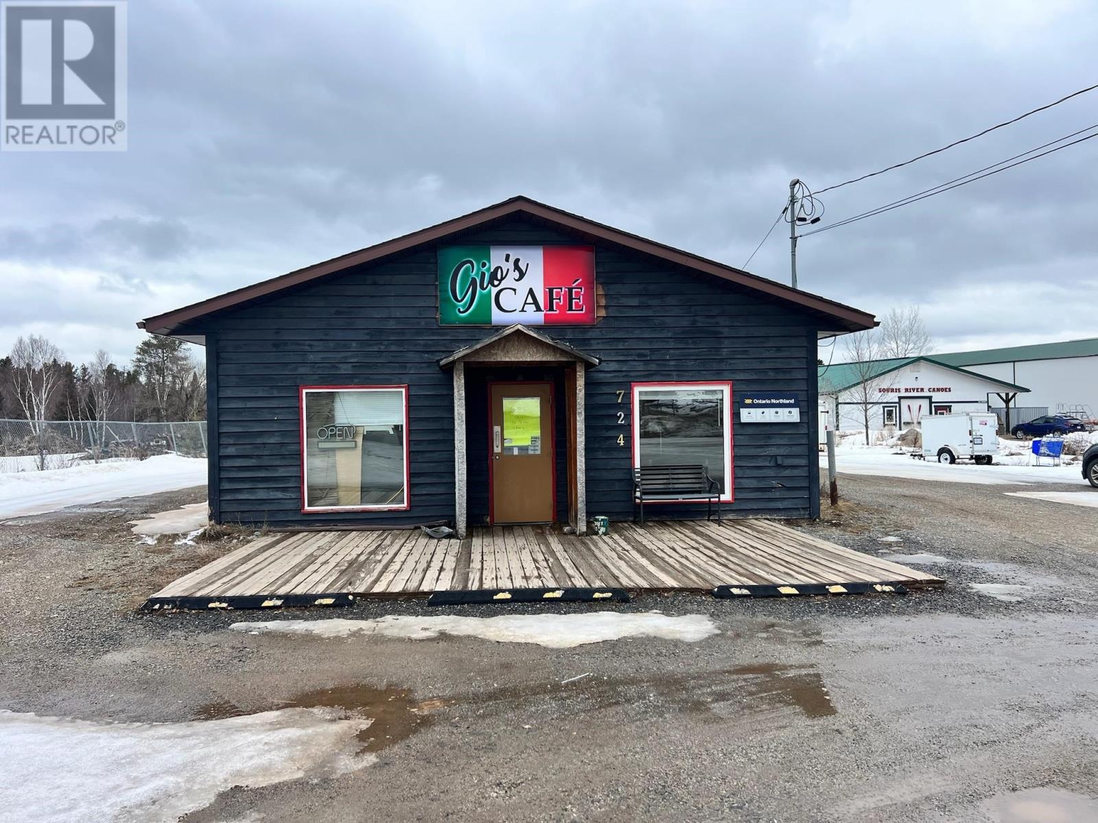 724 Mackenzie AVE E, Atikokan, Ontario