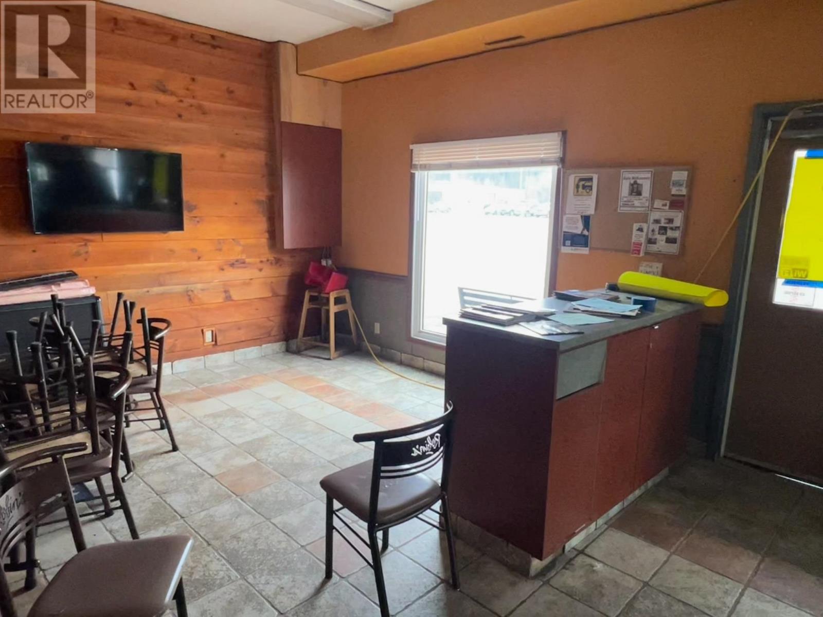 724 Mackenzie Ave E, Atikokan, Ontario  P0T 1C0 - Photo 4 - TB2600771