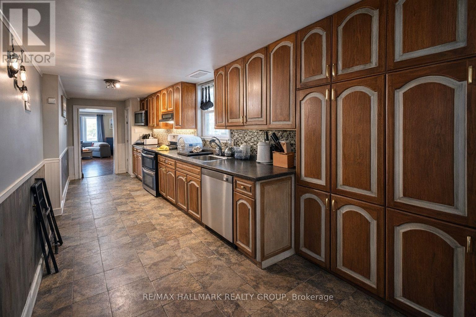 174 Regent Street, Hawkesbury, Ontario  K6A 1E8 - Photo 3 - X13082964