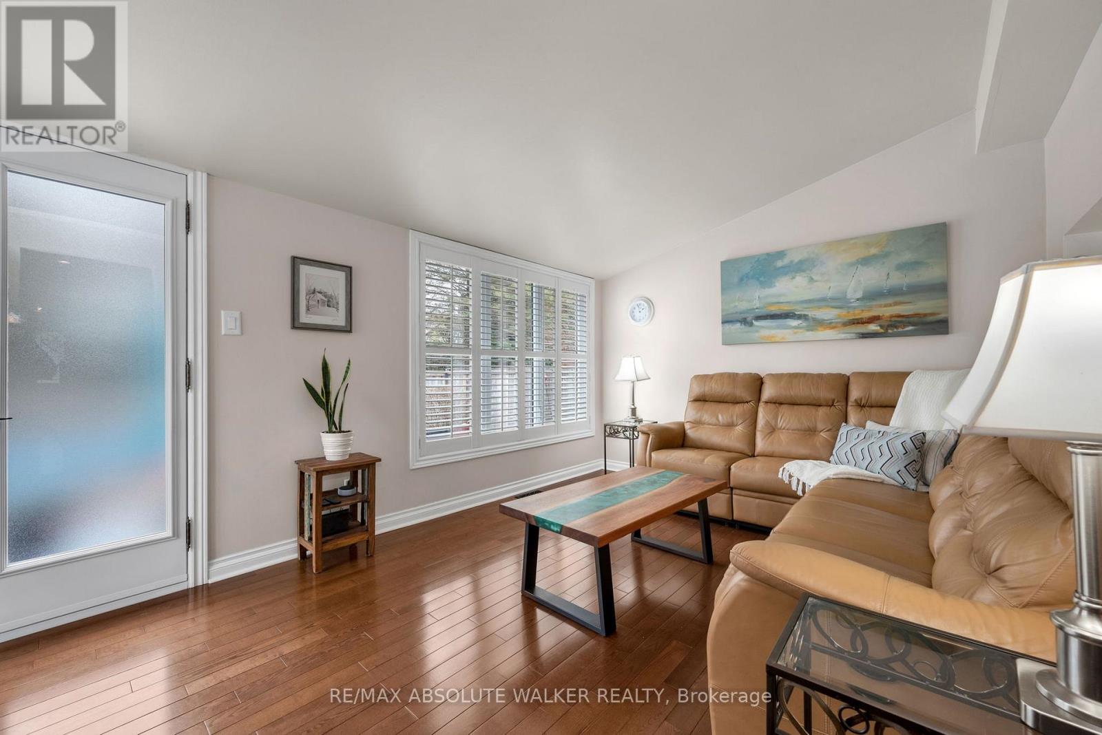 5935 Meadowglen Drive, Ottawa, Ontario  K1C 5Z6 - Photo 16 - X13083018
