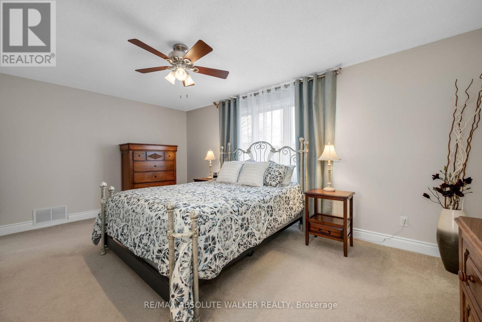 5935 Meadowglen Drive, Ottawa, Ontario  K1C 5Z6 - Photo 22 - X13083018