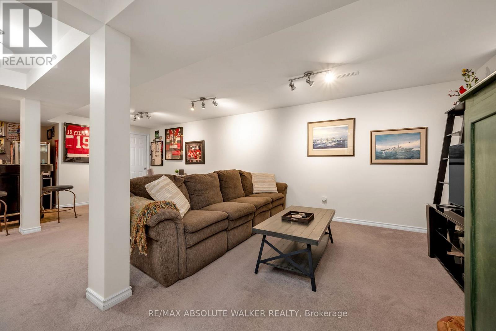 5935 Meadowglen Drive, Ottawa, Ontario  K1C 5Z6 - Photo 34 - X13083018