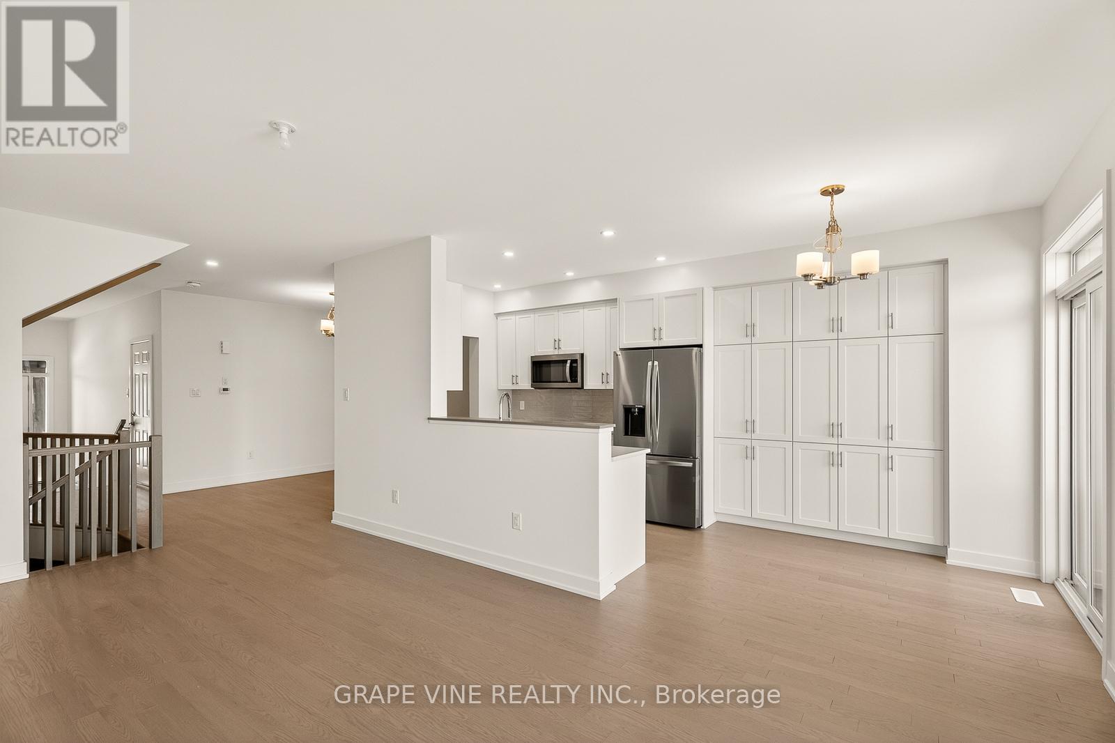 122 San Felice Circle, Ottawa, Ontario  K2S 2S7 - Photo 13 - X13083078