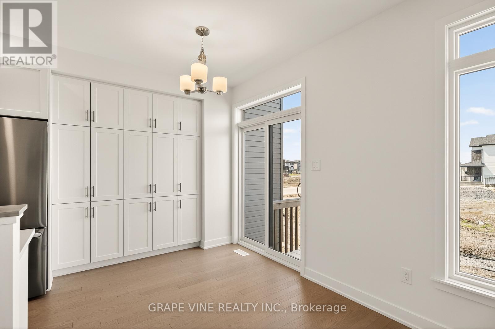122 San Felice Circle, Ottawa, Ontario  K2S 2S7 - Photo 15 - X13083078