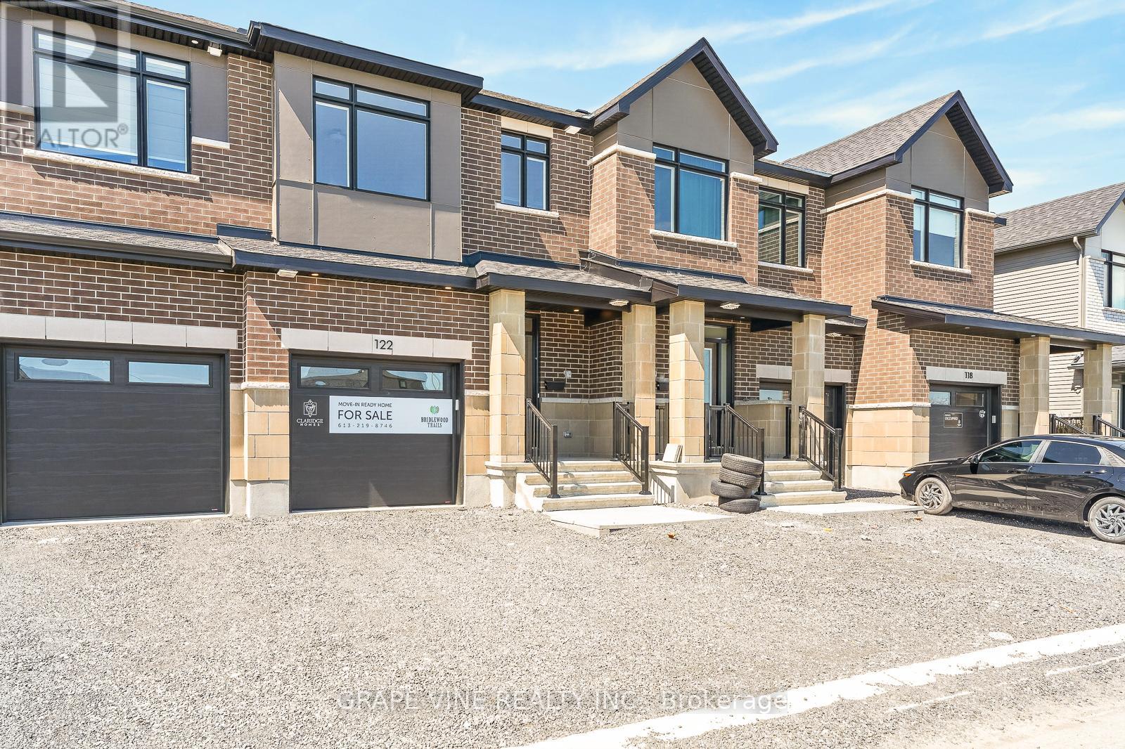 122 San Felice Circle, Ottawa, Ontario  K2S 2S7 - Photo 2 - X13083078