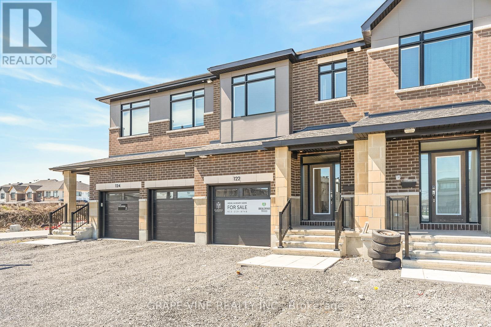 122 San Felice Circle, Ottawa, Ontario  K2S 2S7 - Photo 3 - X13083078
