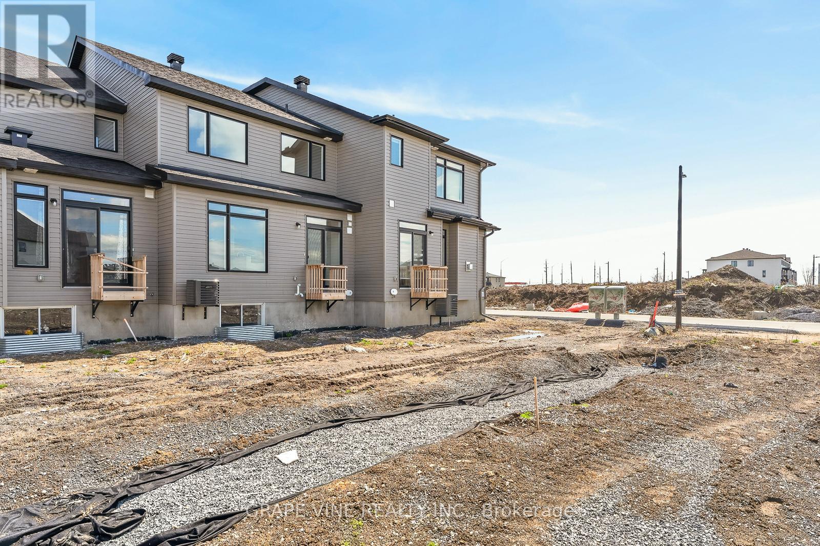 122 San Felice Circle, Ottawa, Ontario  K2S 2S7 - Photo 35 - X13083078