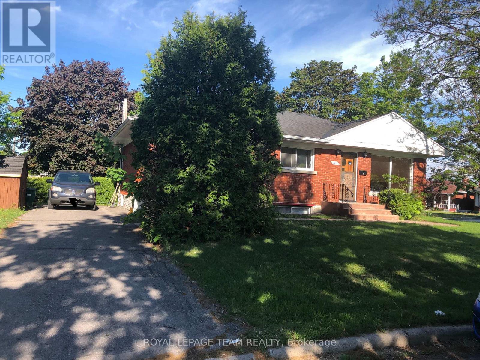 2 - 1627 CHAUCER AVENUE, ottawa, Ontario