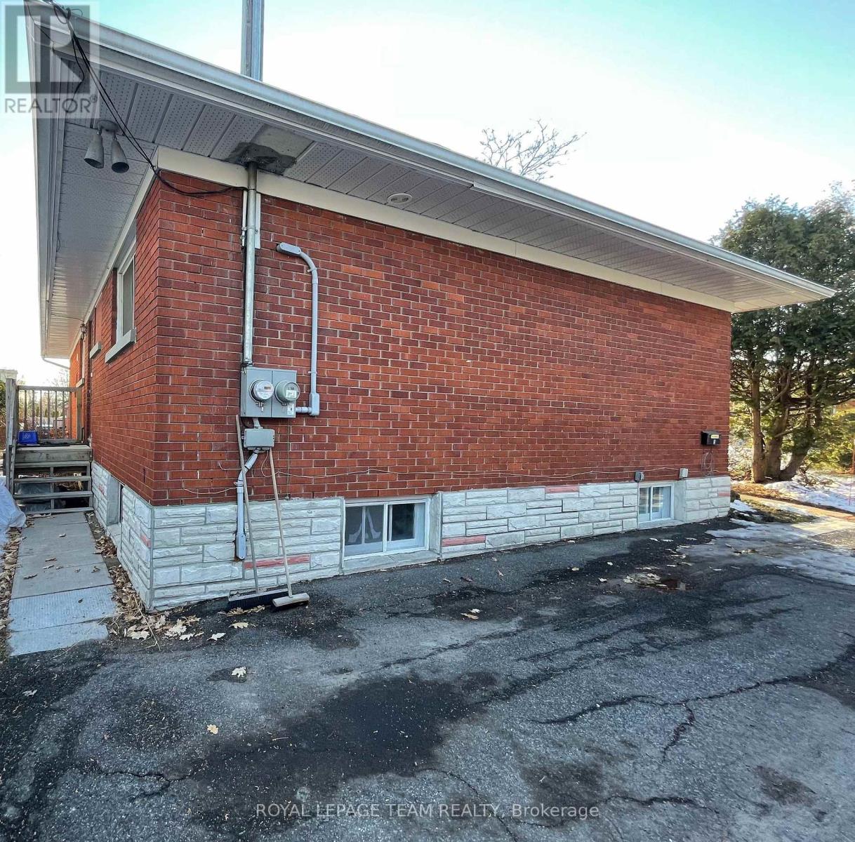2 - 1627 Chaucer Avenue, Ottawa, Ontario  K1G 0R7 - Photo 11 - X13083240