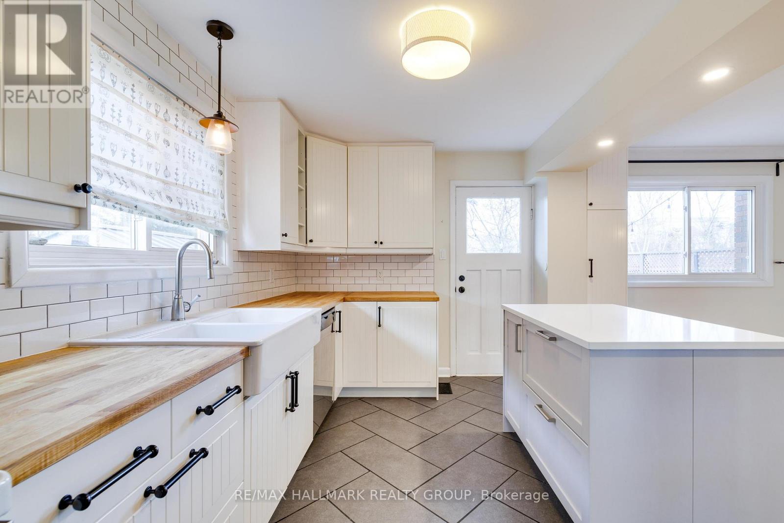 1213 Emperor Avenue, Ottawa, Ontario  K1Z 8C3 - Photo 8 - X13083304