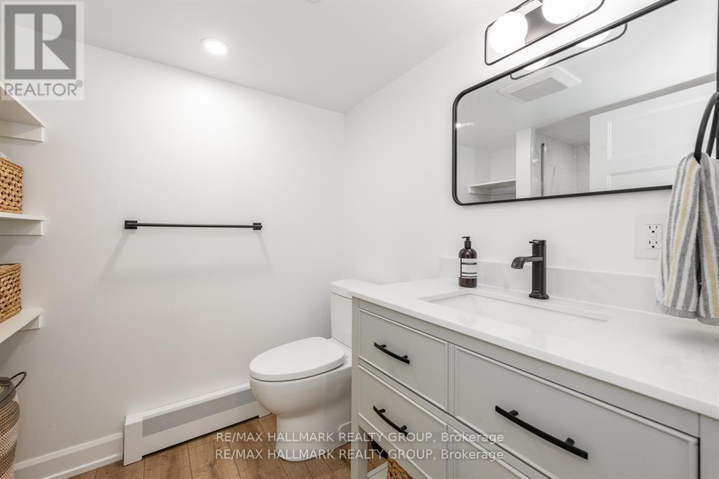 324 Montfort Street, Ottawa, Ontario  K1L 5N4 - Photo 16 - X13083382