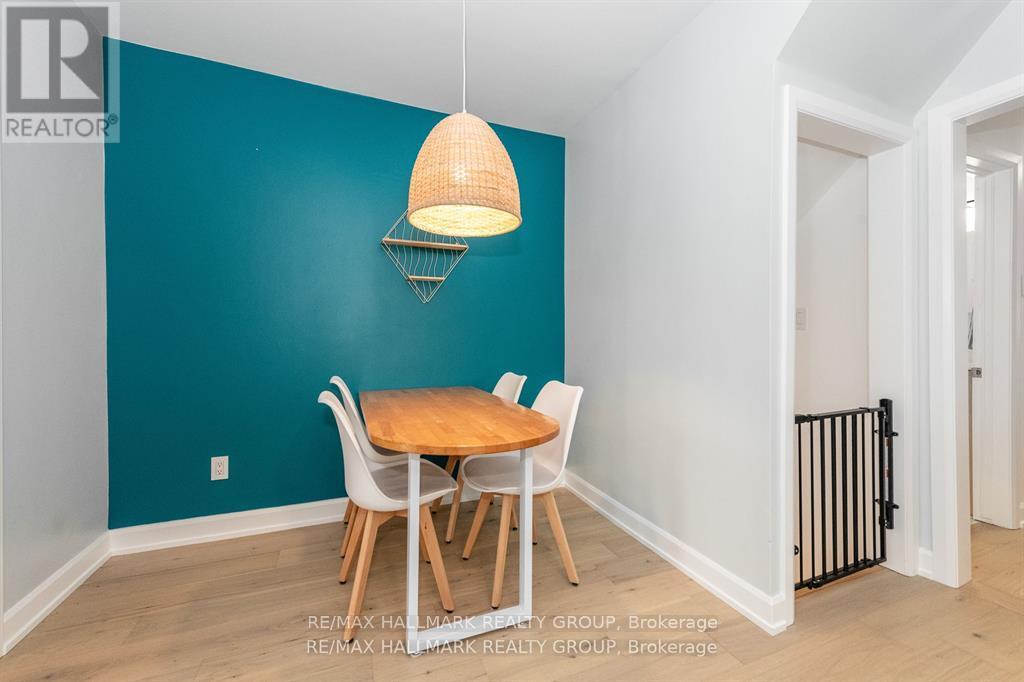 324 Montfort Street, Ottawa, Ontario  K1L 5N4 - Photo 5 - X13083382