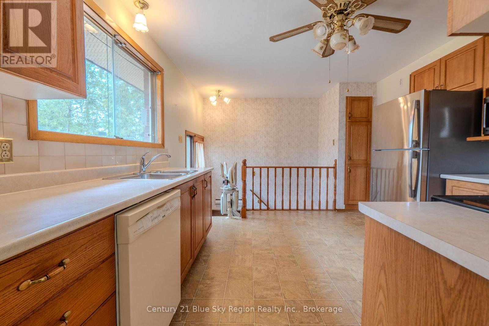 253 Richard Road, North Bay, Ontario  P1A 3C5 - Photo 3 - X13083046