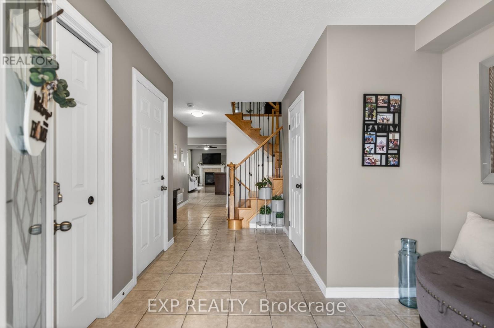 65 Periwinkle Drive, Hamilton, Ontario  L0R 1P0 - Photo 8 - X13082970