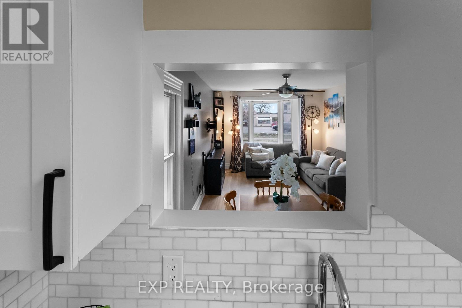4292 Ferguson Street, Niagara Falls, Ontario  L2E 2X9 - Photo 13 - X13083210