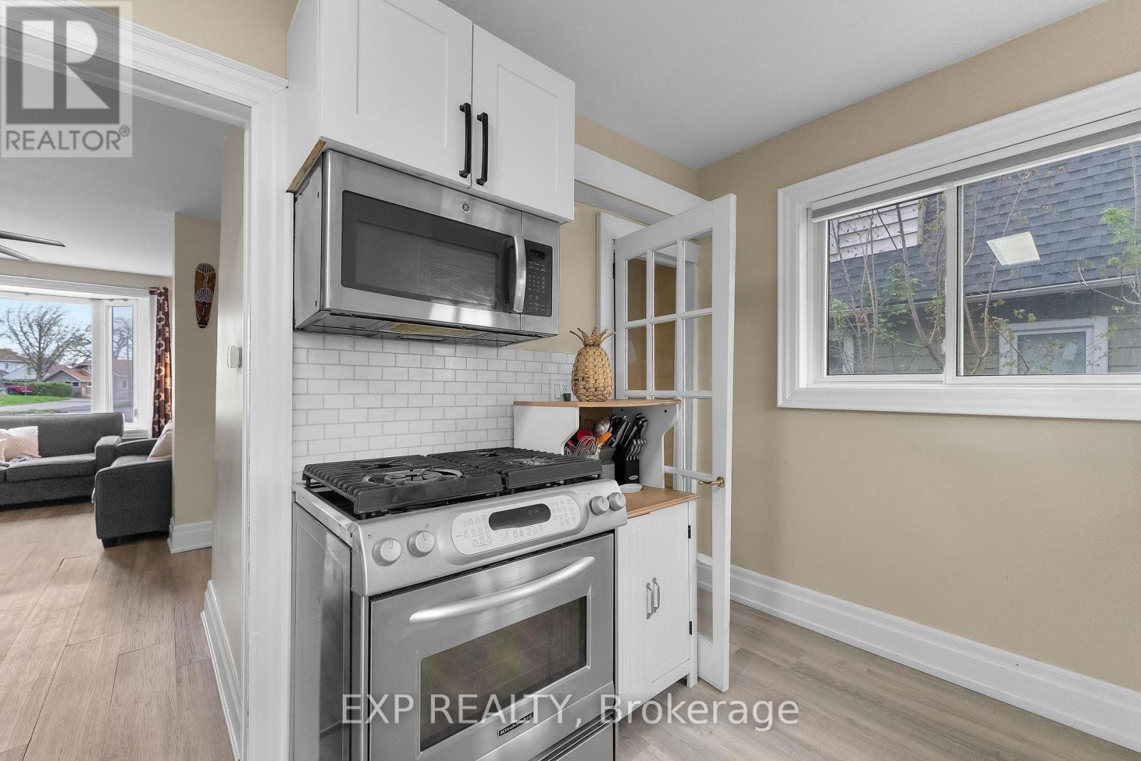 4292 Ferguson Street, Niagara Falls, Ontario  L2E 2X9 - Photo 15 - X13083210