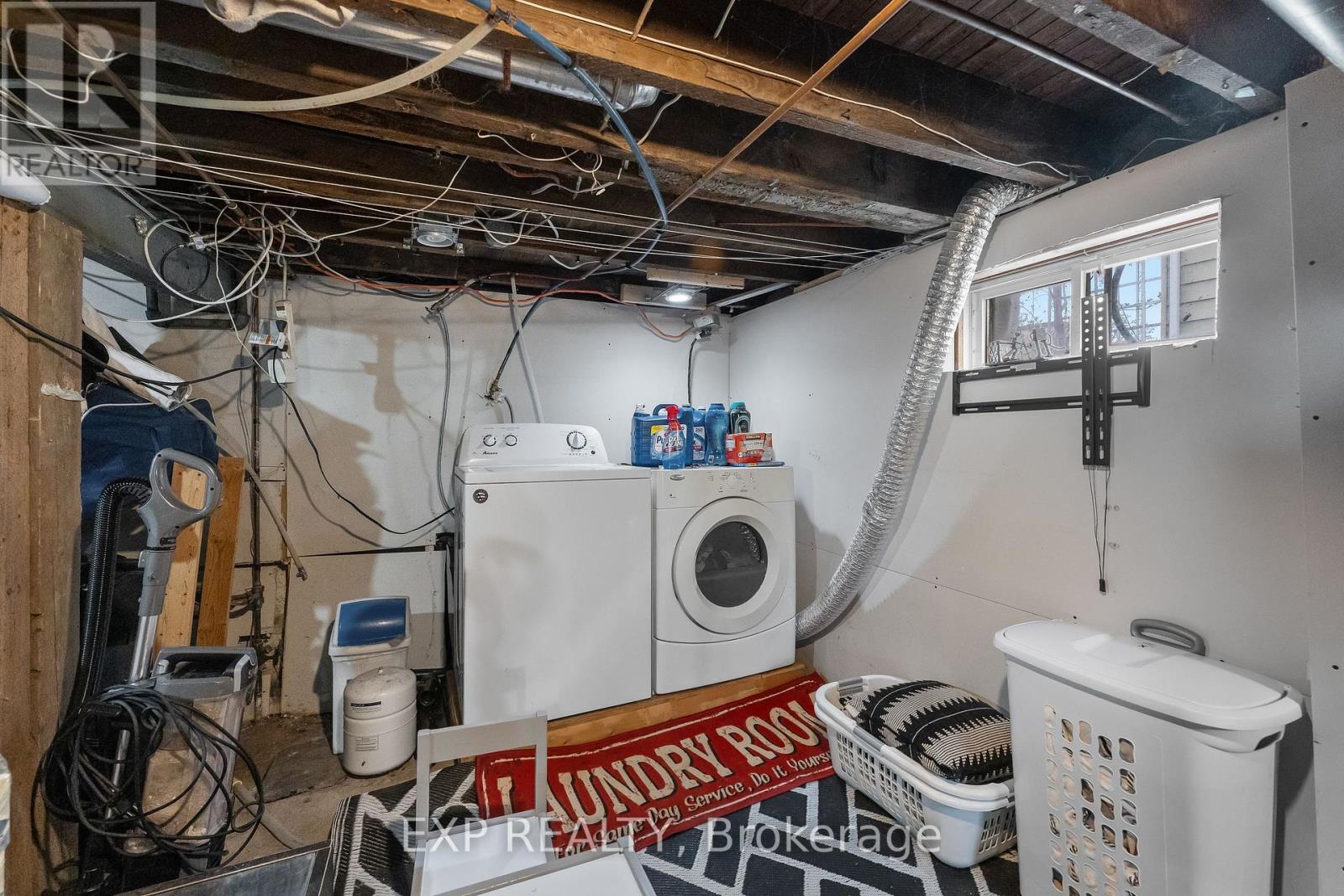 4292 Ferguson Street, Niagara Falls, Ontario  L2E 2X9 - Photo 24 - X13083210