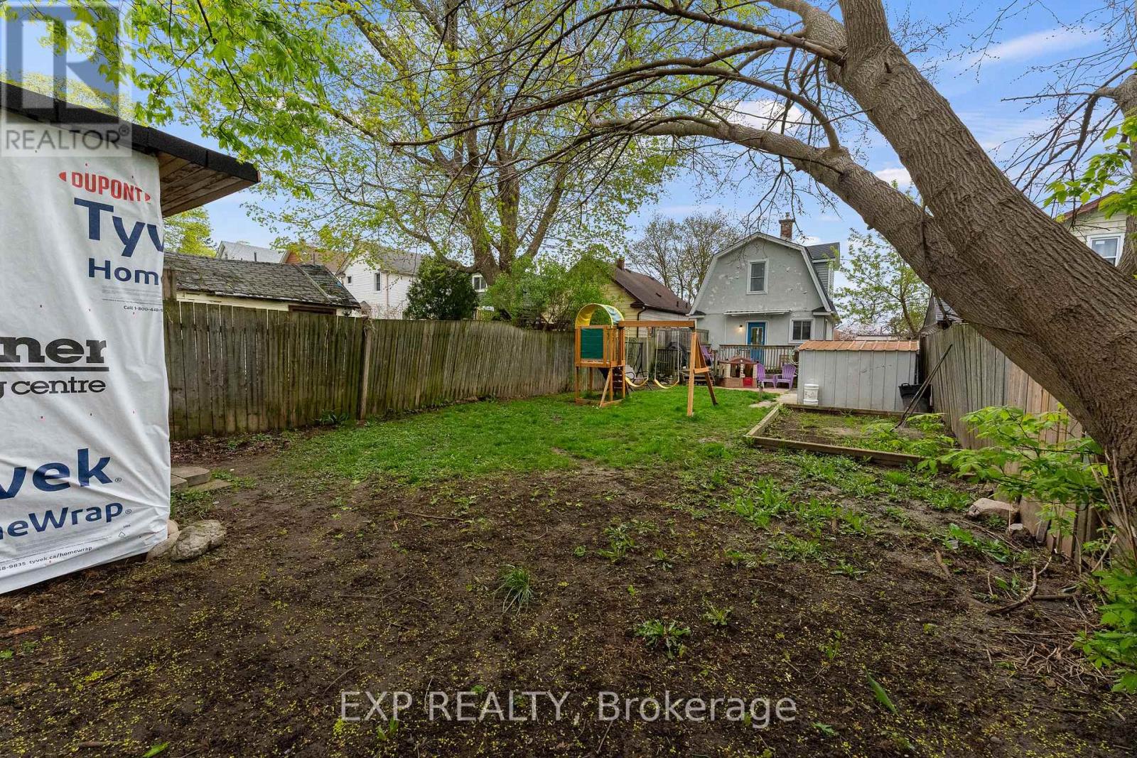 4292 Ferguson Street, Niagara Falls, Ontario  L2E 2X9 - Photo 31 - X13083210