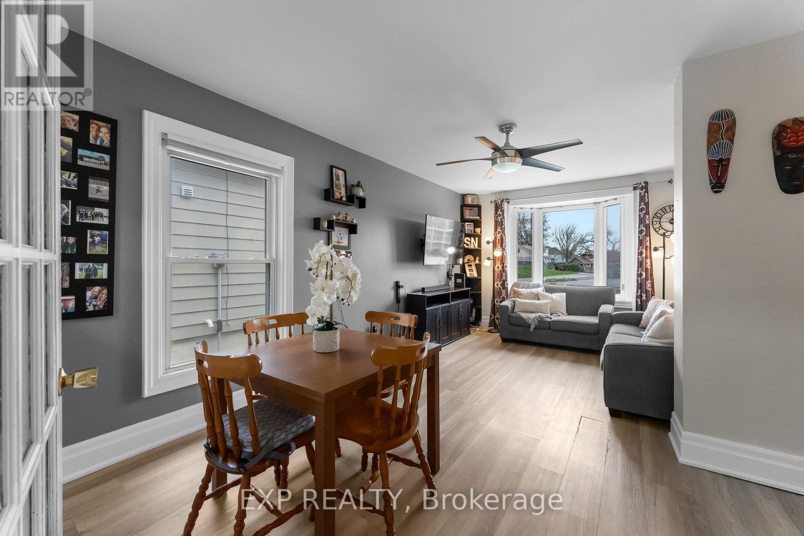 4292 Ferguson Street, Niagara Falls, Ontario  L2E 2X9 - Photo 7 - X13083210