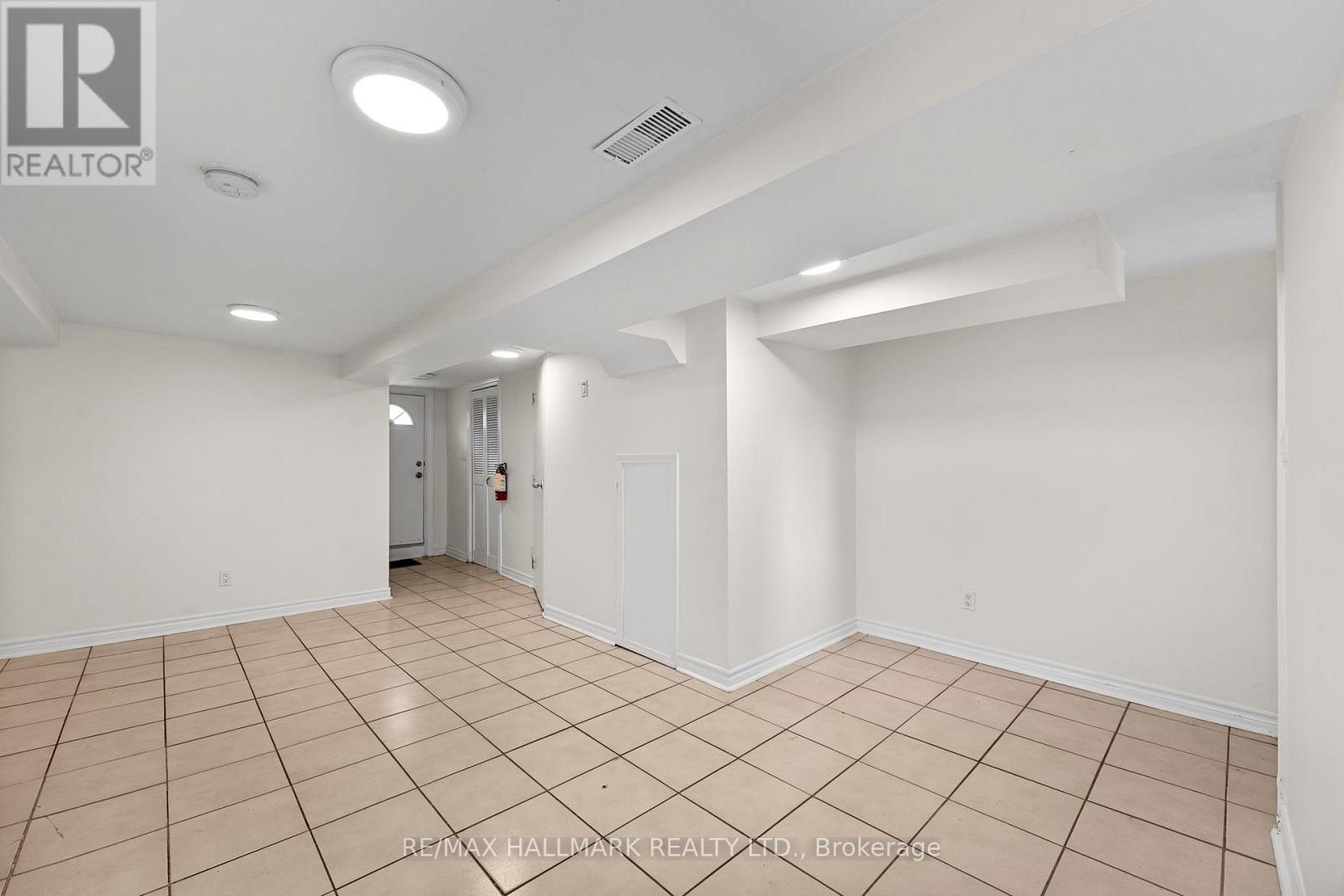 261 Ossington Avenue, Toronto, Ontario  M6J 3A1 - Photo 14 - C13078170