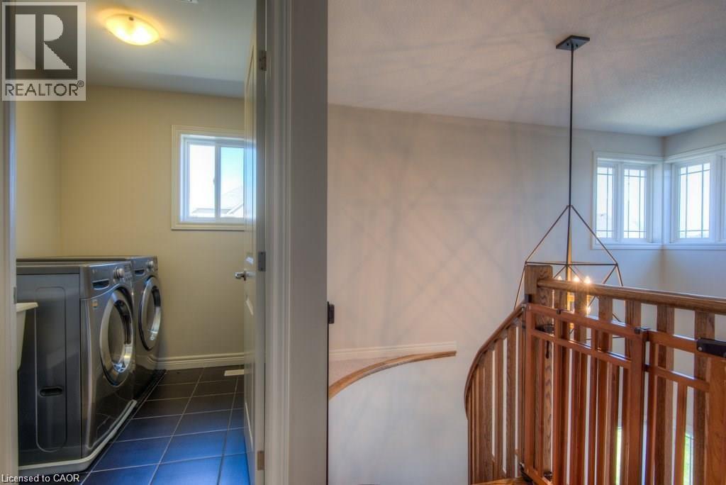 2 Creek Ridge Street, Kitchener, Ontario  N2R 0B5 - Photo 23 - 40827110