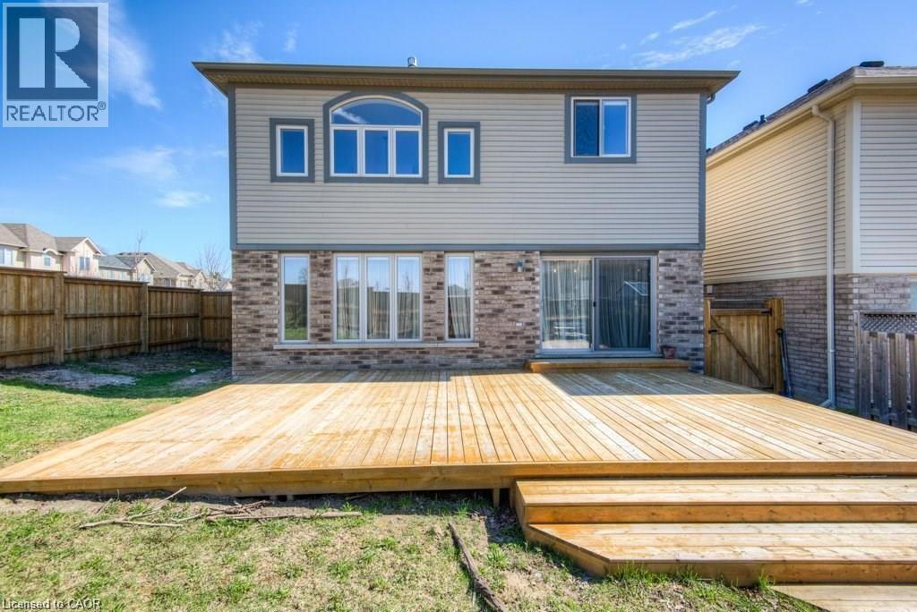 2 Creek Ridge Street, Kitchener, Ontario  N2R 0B5 - Photo 25 - 40827110