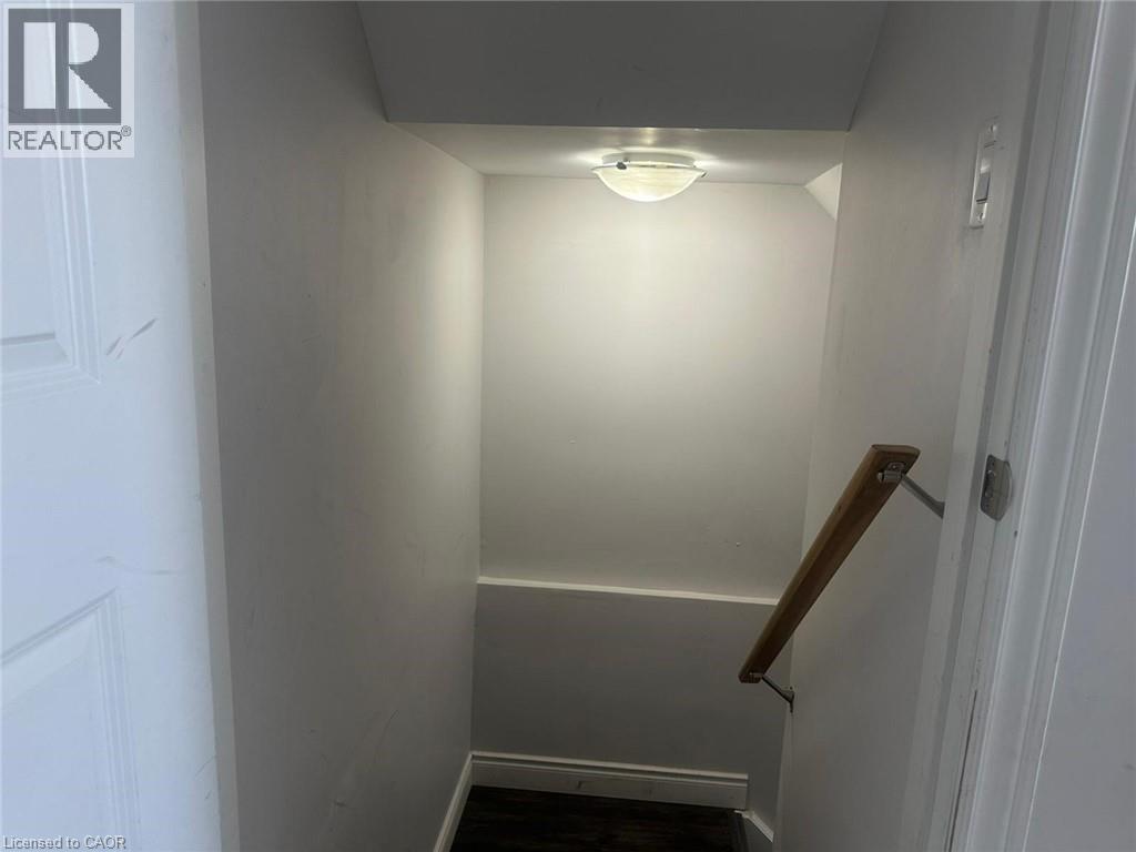 2 Creek Ridge Street, Kitchener, Ontario  N2R 0B5 - Photo 28 - 40827110