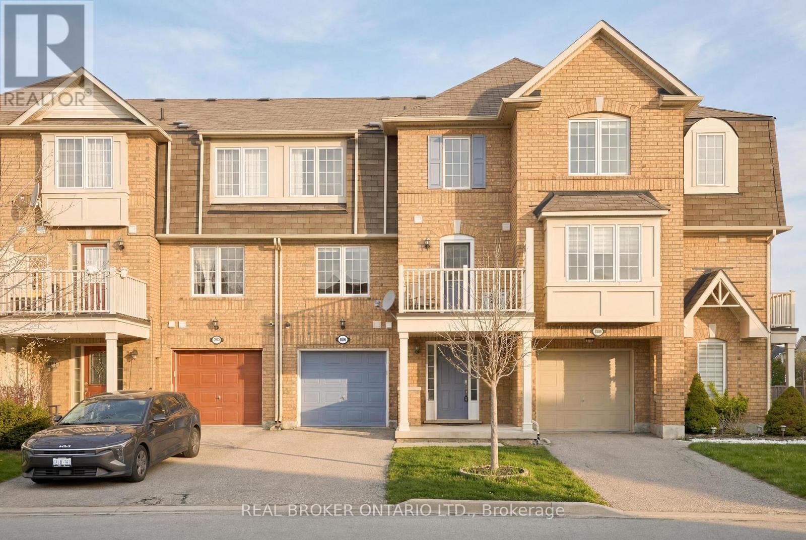 806 SHORTREED CRESCENT, Milton, Ontario