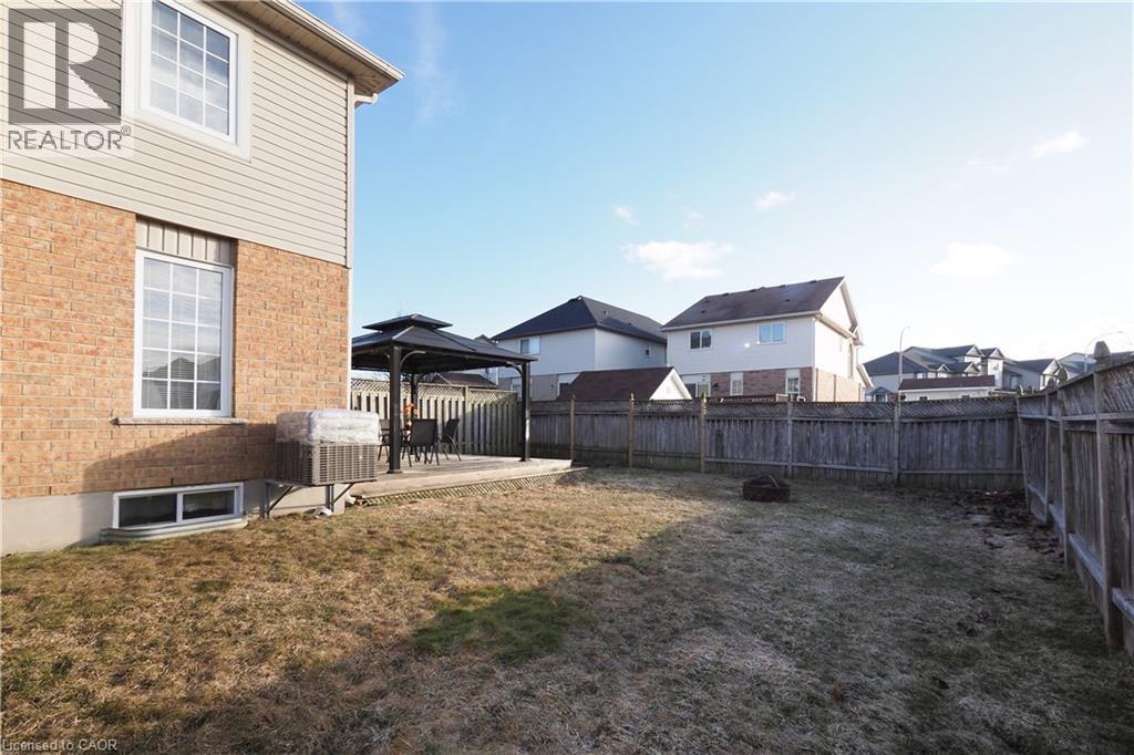 75 Donnenwerth Drive, Kitchener, Ontario  N2E 3W6 - Photo 16 - 40822765