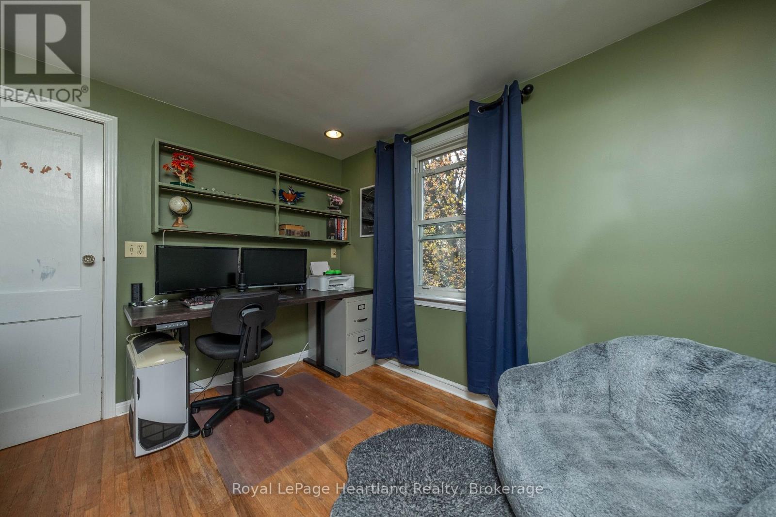 210 Leopold Street, North Huron, Ontario  N0G 2W0 - Photo 23 - X13083064