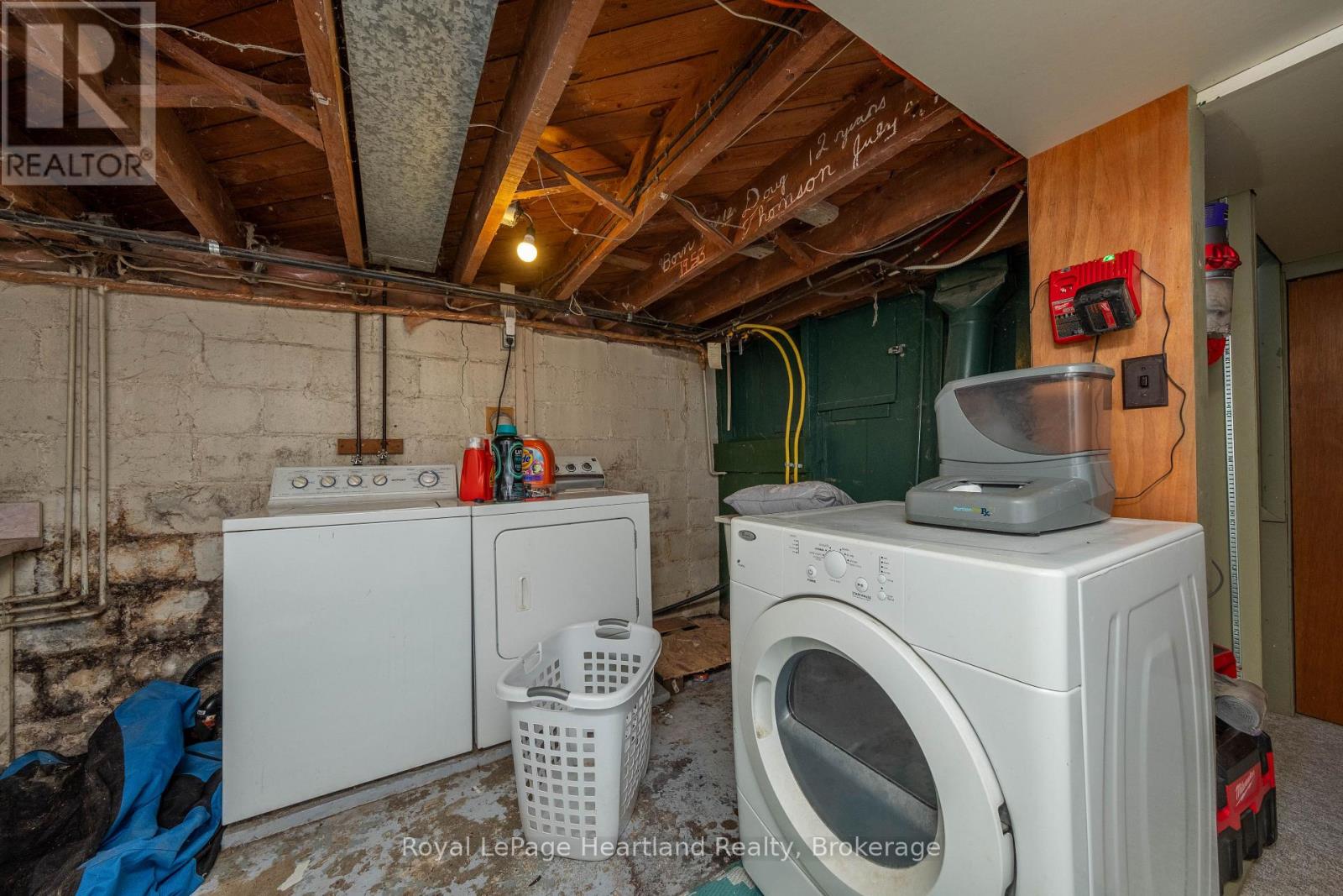 210 Leopold Street, North Huron, Ontario  N0G 2W0 - Photo 25 - X13083064