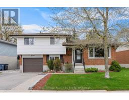 16 SANDERSON DRIVE