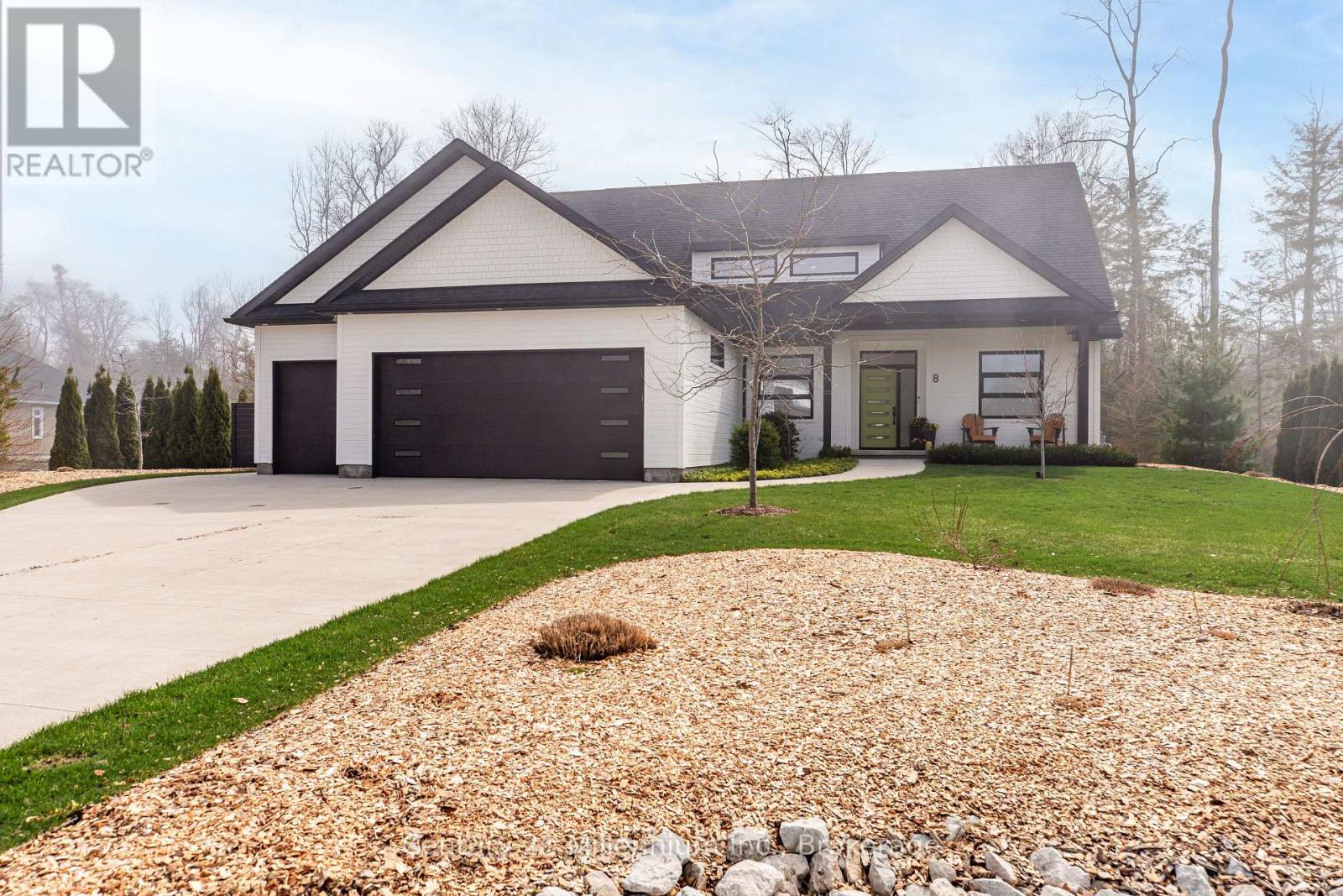 8 SUNSET PLACE, Huron-Kinloss, Ontario