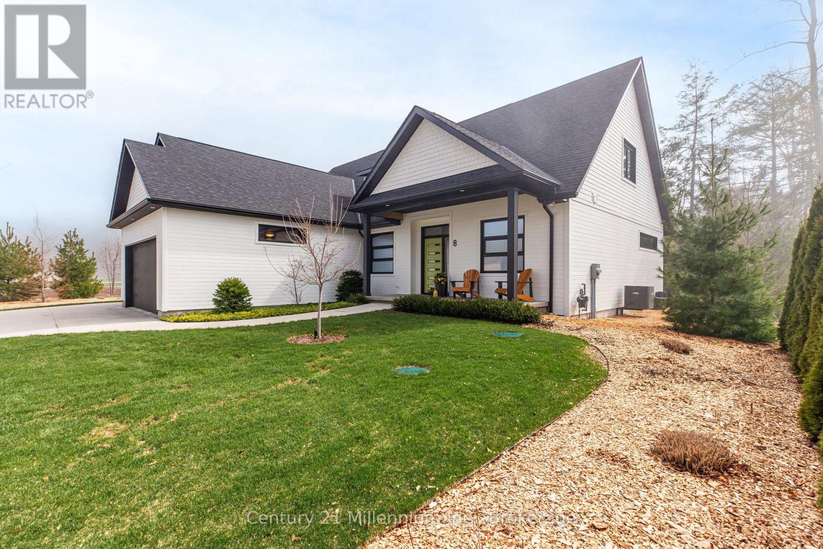 8 Sunset Place, Huron-Kinloss, Ontario  N2Z 0G6 - Photo 3 - X13083152