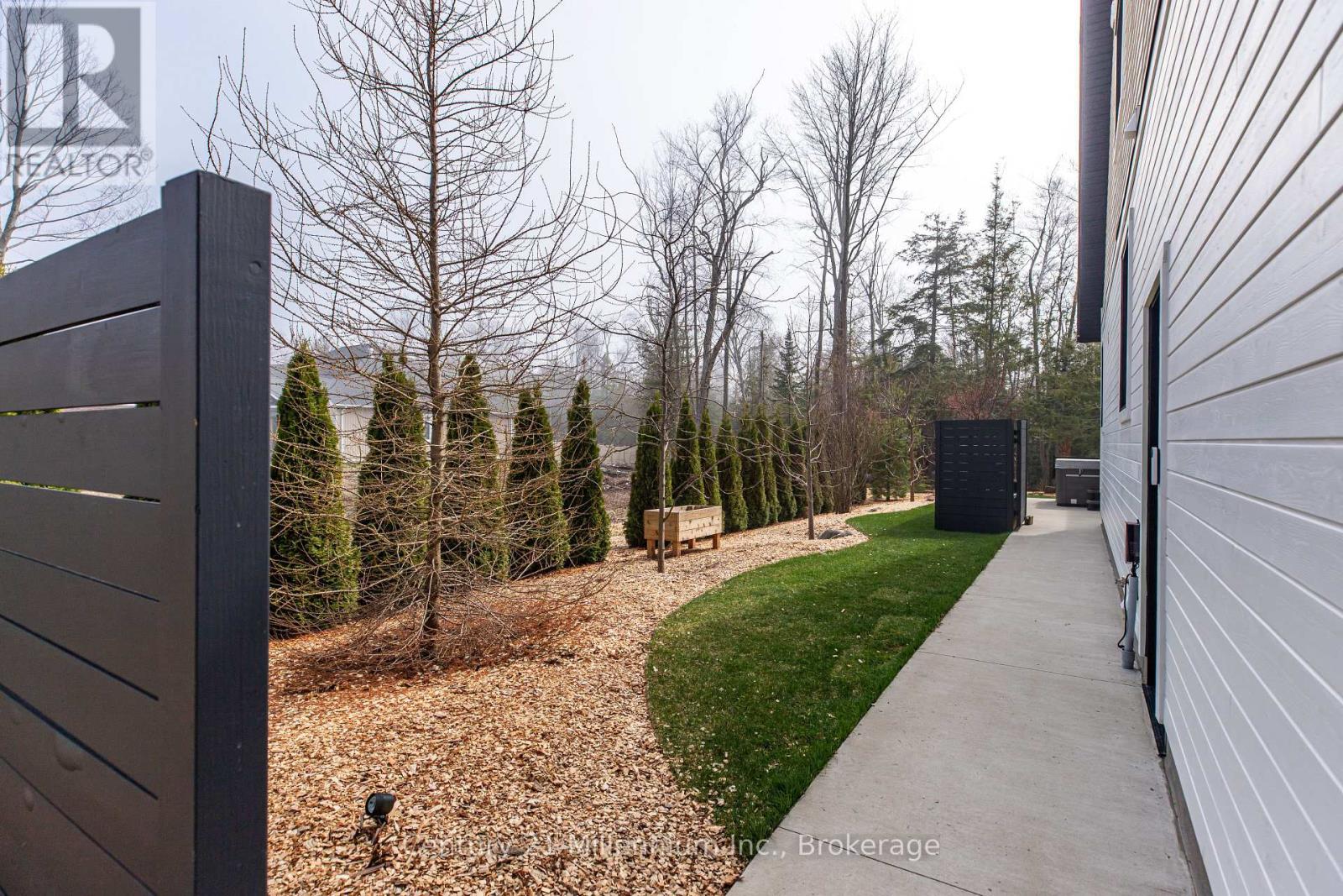 8 Sunset Place, Huron-Kinloss, Ontario  N2Z 0G6 - Photo 45 - X13083152