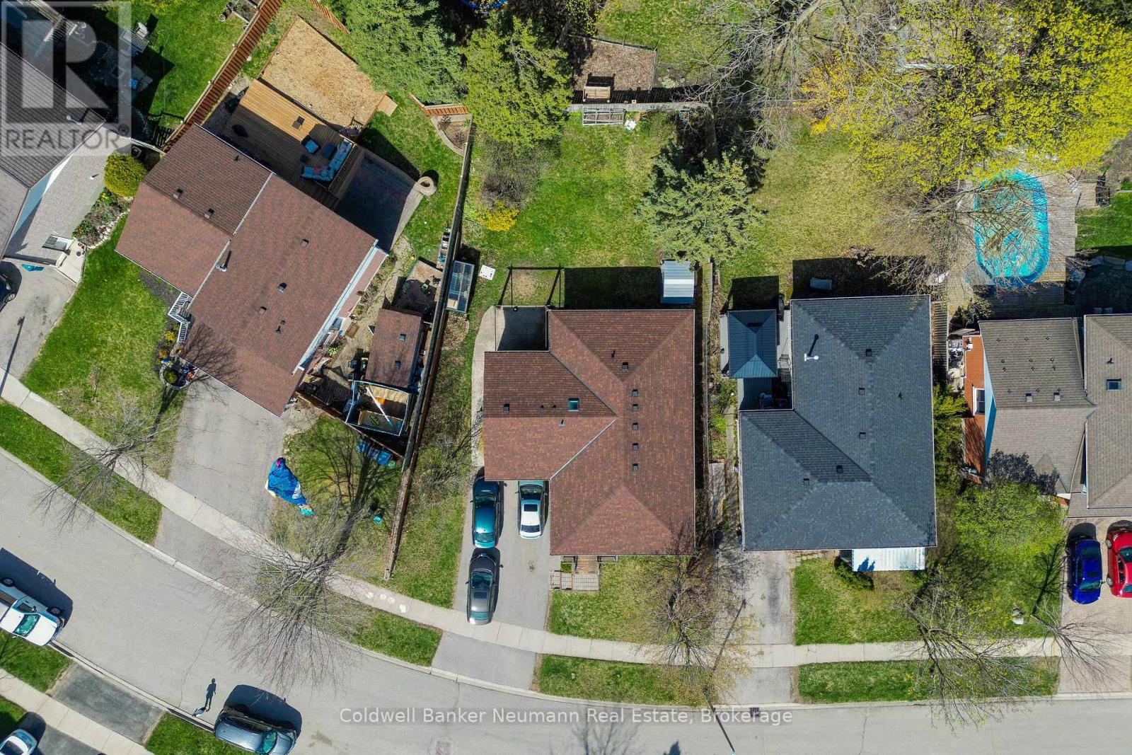 UPPER - 37 DUNHILL CRESCENT, Guelph, Ontario