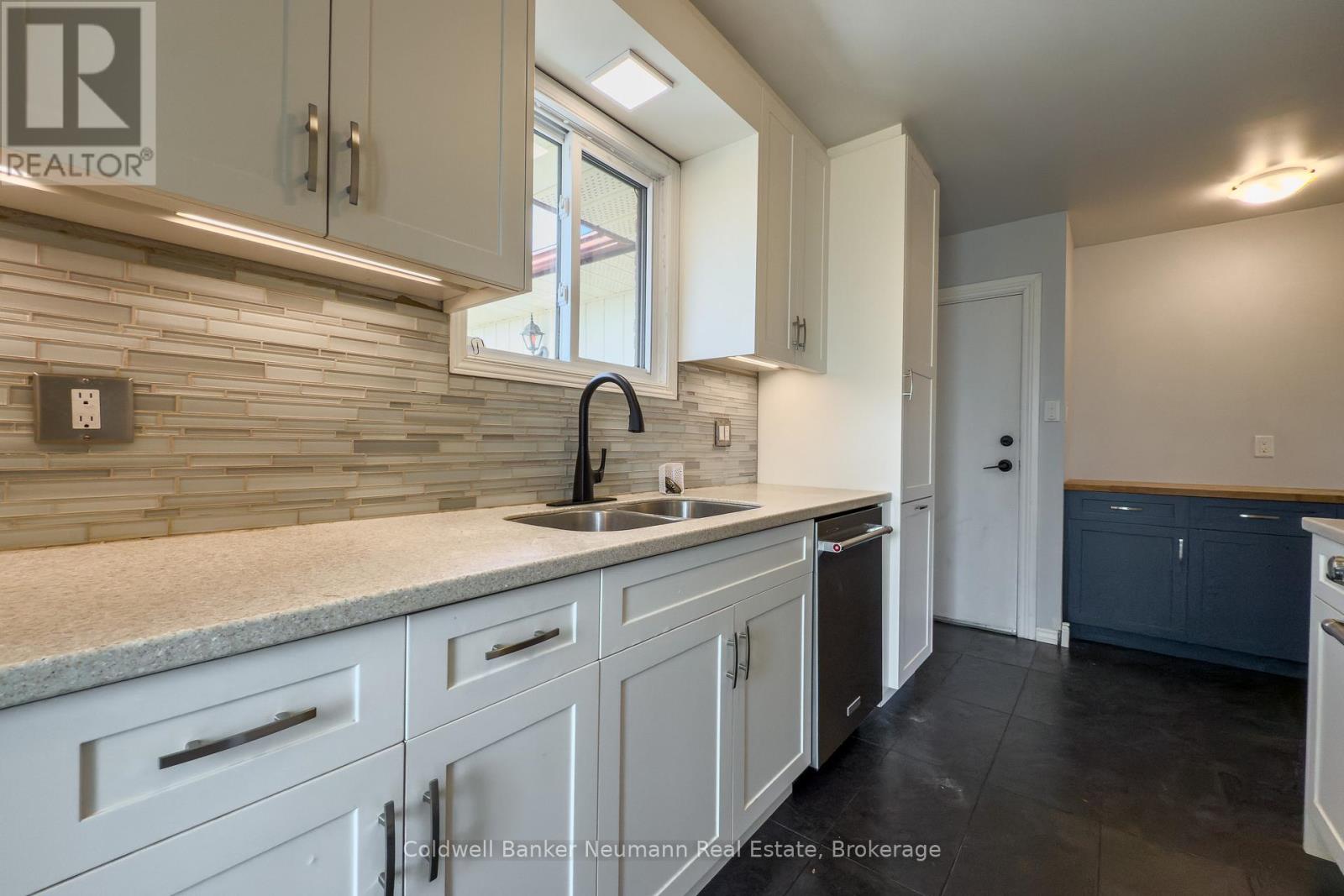 Upper - 37 Dunhill Crescent, Guelph, Ontario  N1H 7Z7 - Photo 4 - X13083154