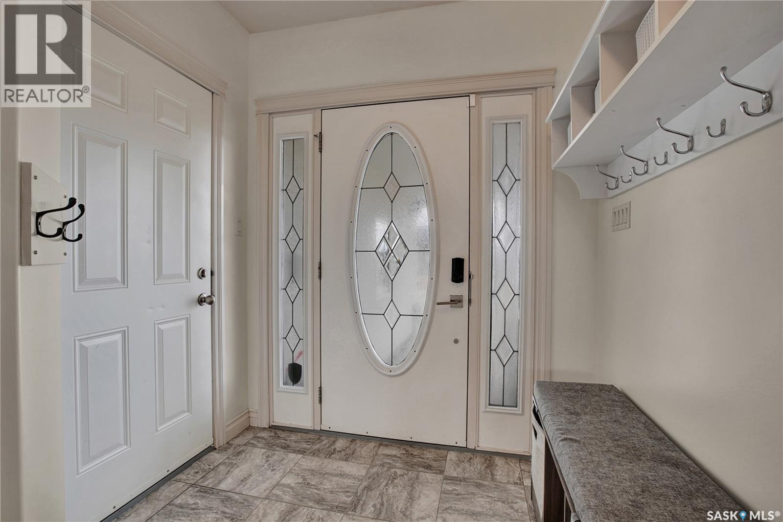 201 Brookside Court, Warman, Saskatchewan  S0K 0A1 - Photo 6 - SK034853
