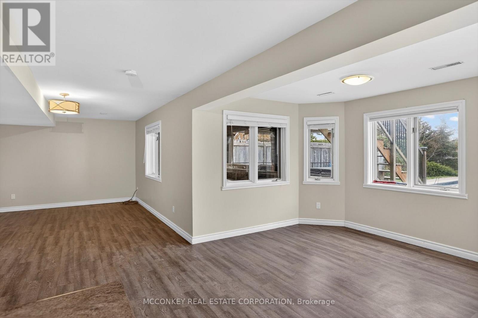 1814 Stratton Avenue, Peterborough (Otonabee Ward 1), Ontario  K9K 2E7 - Photo 35 - X13082870