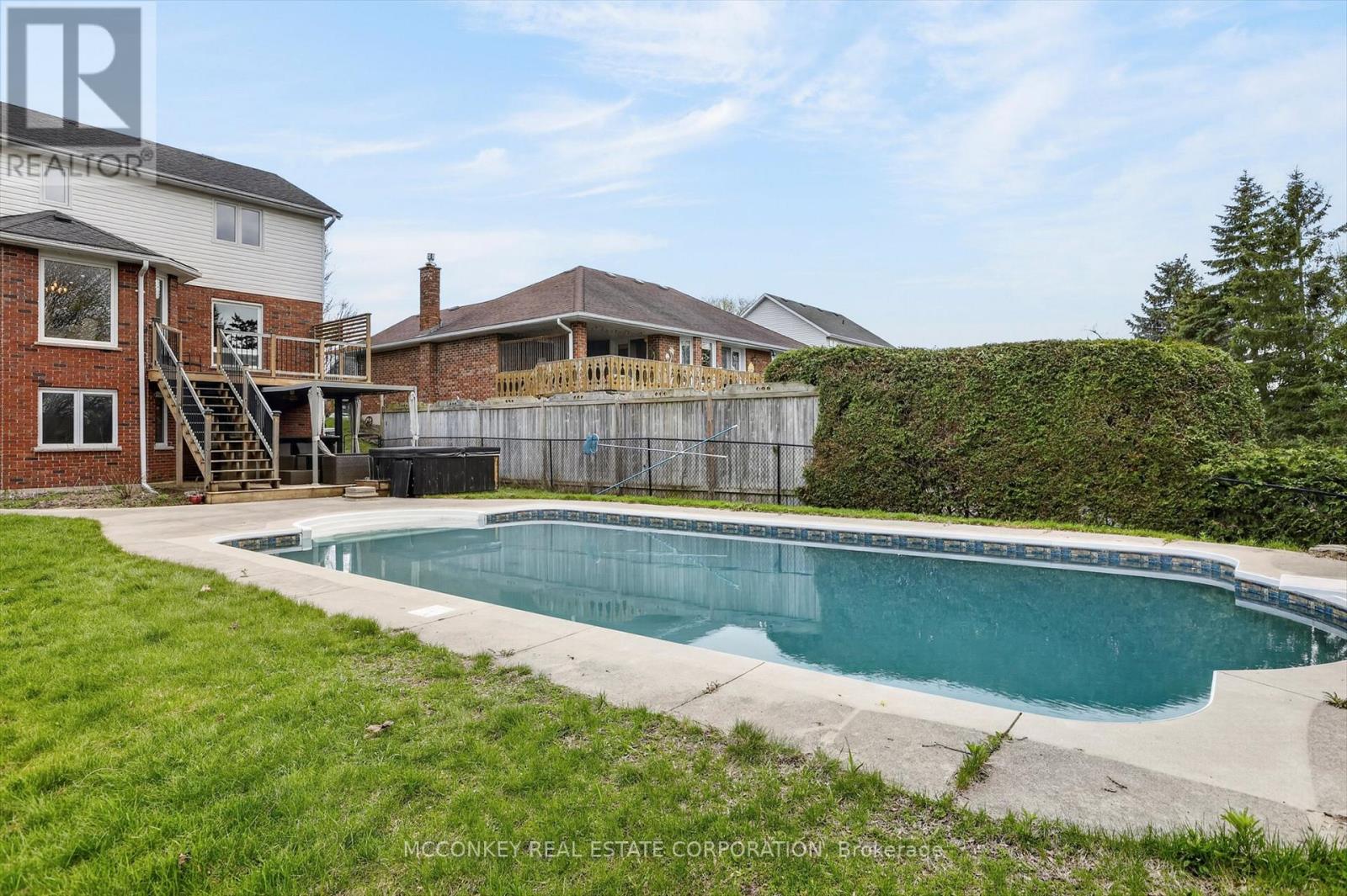 1814 Stratton Avenue, Peterborough (Otonabee Ward 1), Ontario  K9K 2E7 - Photo 44 - X13082870