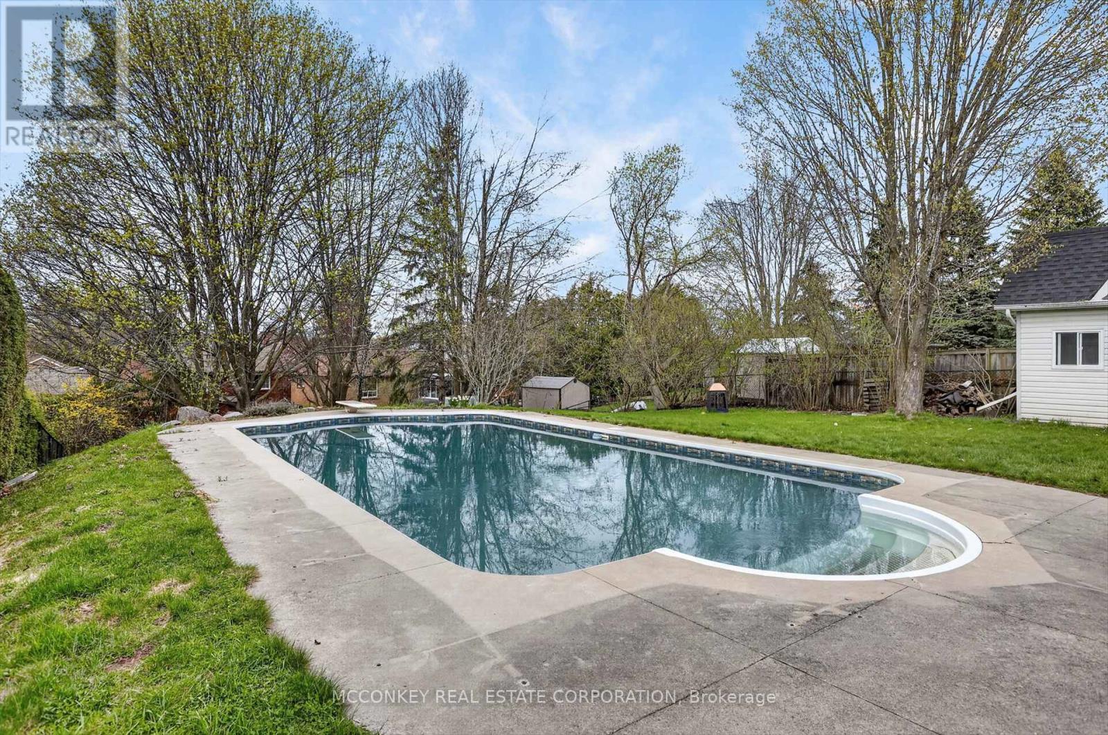 1814 Stratton Avenue, Peterborough (Otonabee Ward 1), Ontario  K9K 2E7 - Photo 43 - X13082870