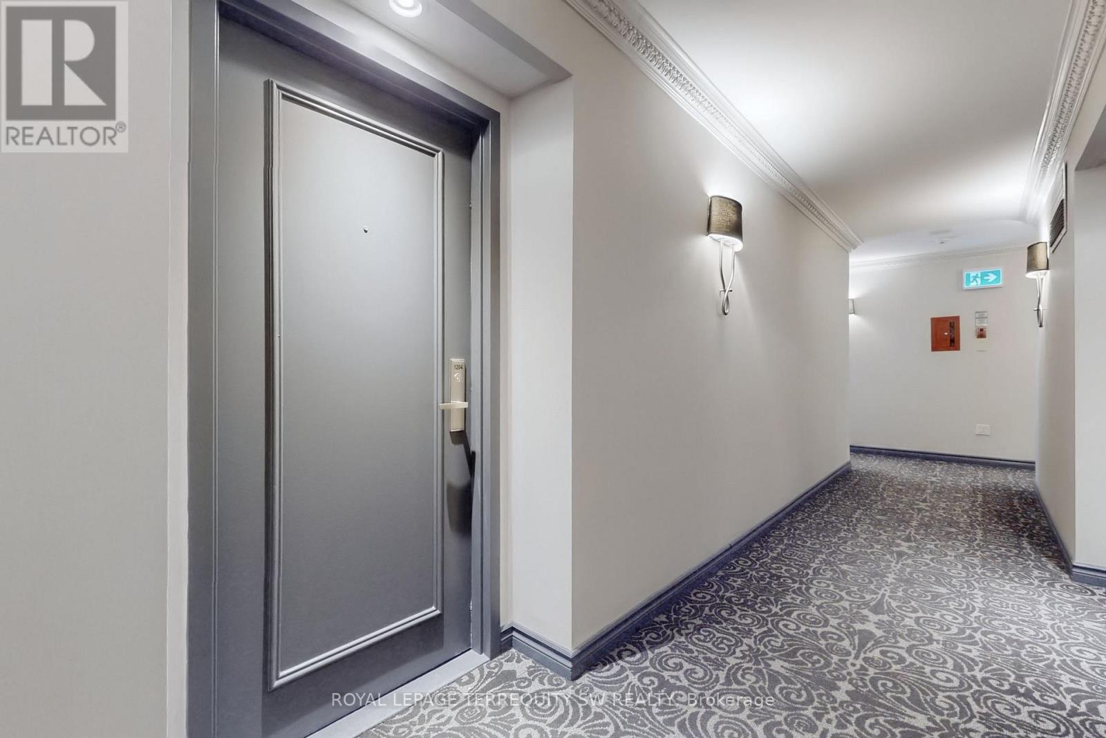 2001 - 71 Simcoe Street, Toronto, Ontario  M5J 2S9 - Photo 3 - C13082962