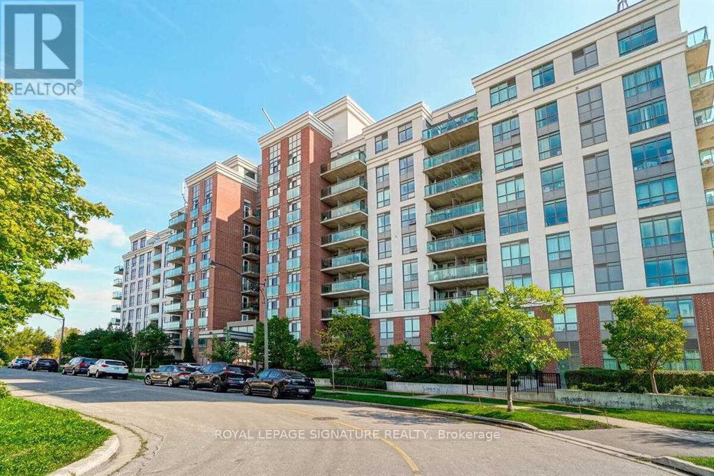 926 - 120 DALLIMORE CIRCLE, Toronto, Ontario