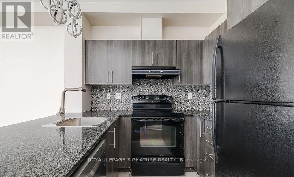 926 - 120 Dallimore Circle, Toronto, Ontario  M3C 4J1 - Photo 11 - C13083000