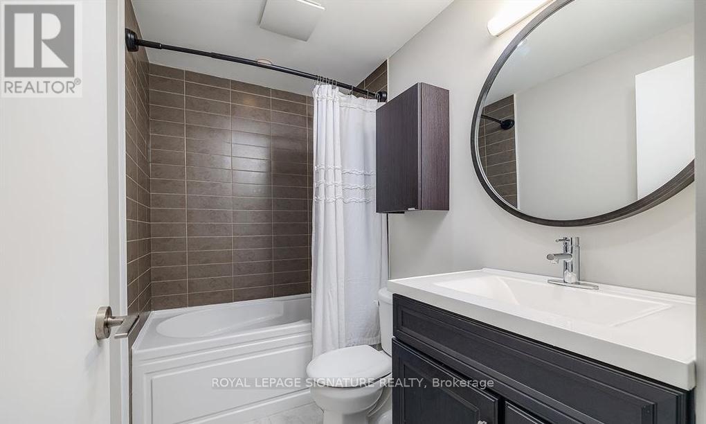 926 - 120 Dallimore Circle, Toronto, Ontario  M3C 4J1 - Photo 17 - C13083000