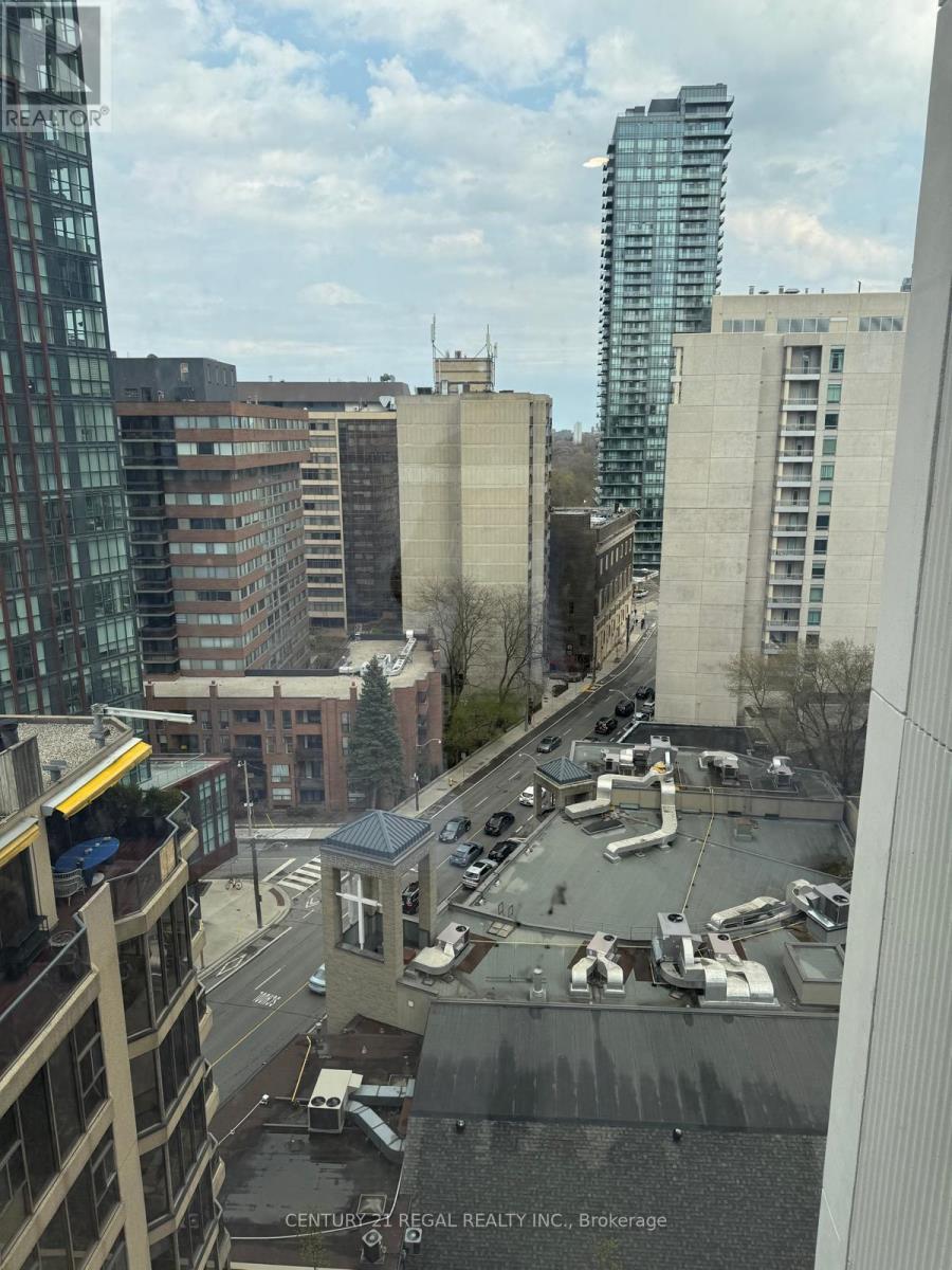 1201 - 1315 Bay Street, Toronto, Ontario  M5R 0B3 - Photo 2 - C13083044