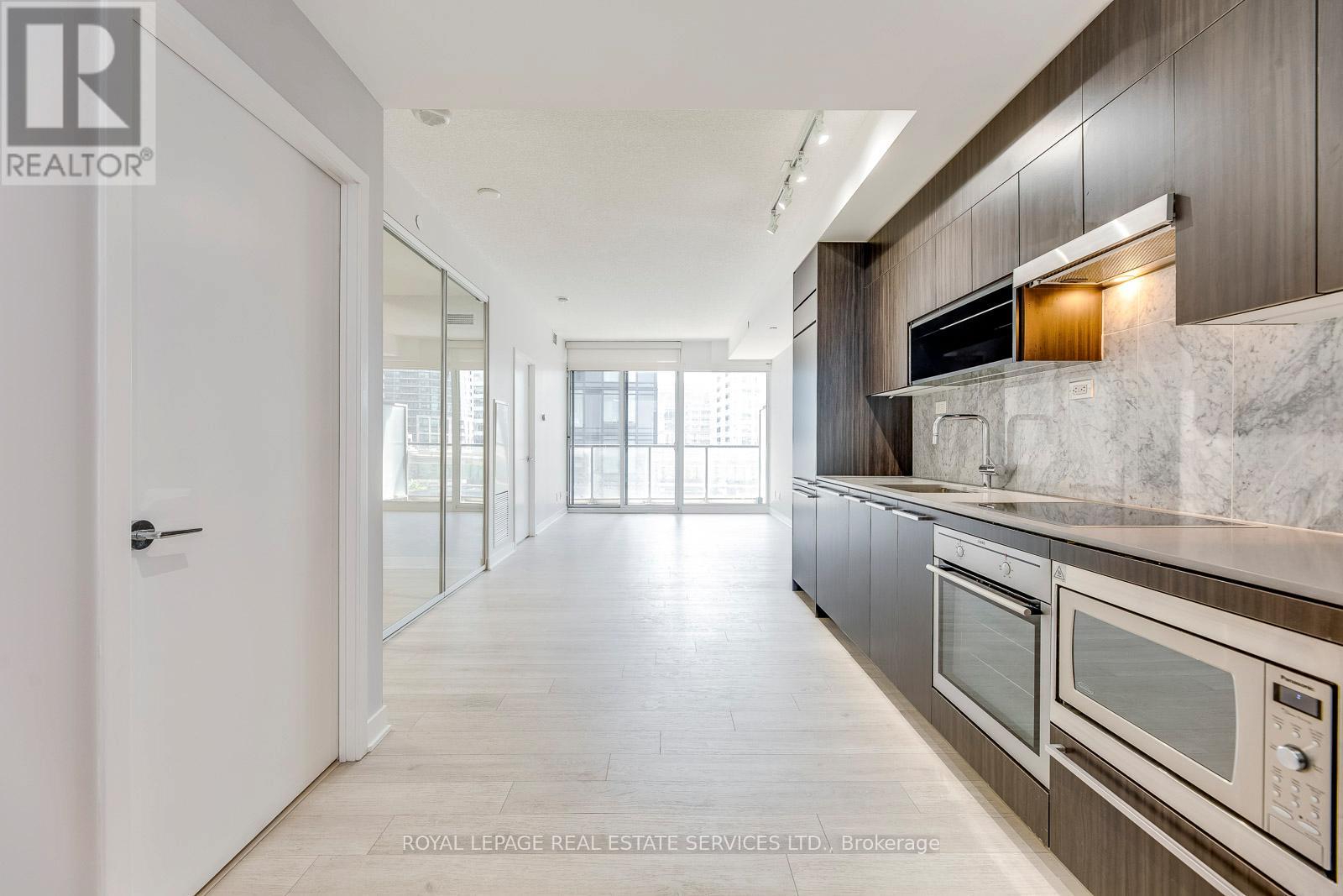 509 - 90 Queens Wharf Road, Toronto, Ontario  M5V 0J4 - Photo 5 - C13083050