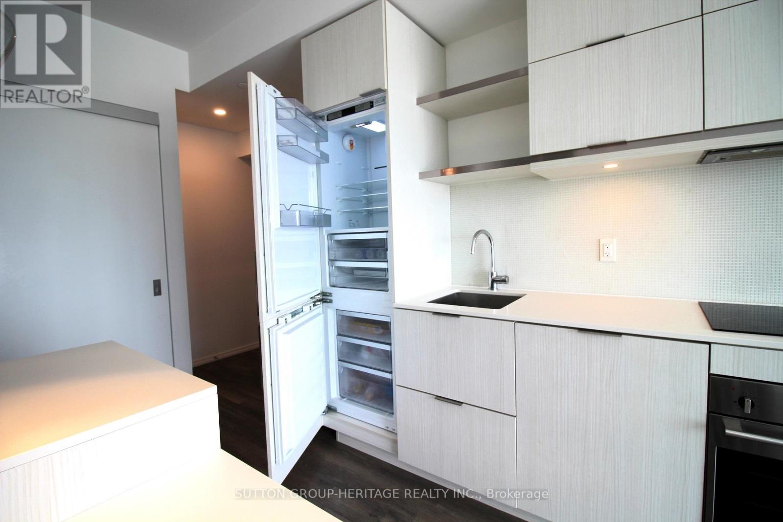 4714 - 197 Yonge Street, Toronto, Ontario  M5B 0C1 - Photo 10 - C13083136